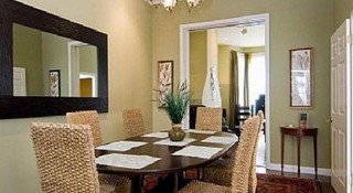 Зеркало — способ видеть отражение или яркая деталь интерьера?