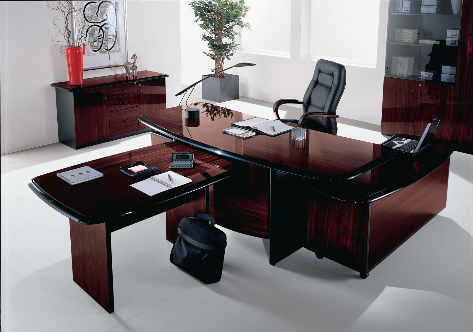 Офисная мебель, кабинет руководителя